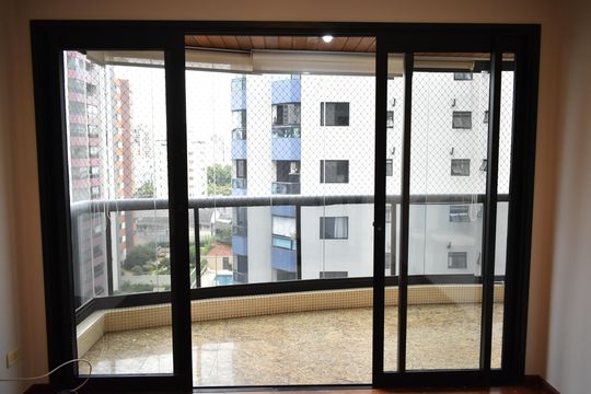 Sacada de apartamento à venda com 3 quartos, 105m² em Vila Clementino, São Paulo