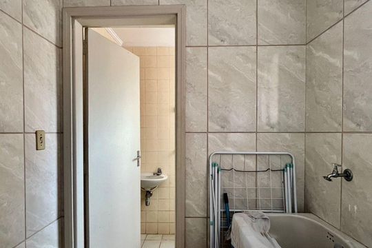 Área de Serviço de apartamento para alugar com 2 quartos, 78m² em Ponte Preta, Campinas