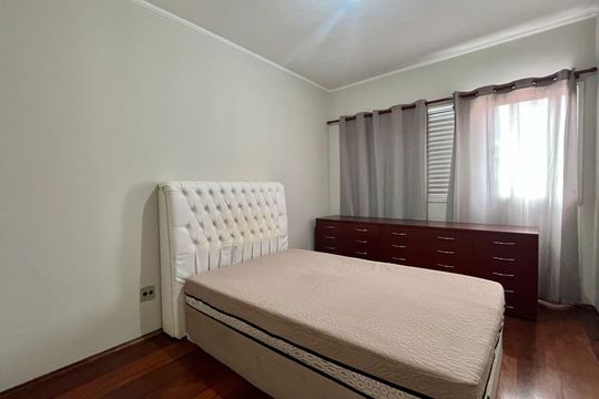Quarto 1 de apartamento para alugar com 2 quartos, 78m² em Ponte Preta, Campinas