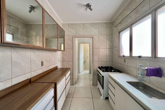 Cozinha de apartamento para alugar com 2 quartos, 78m² em Ponte Preta, Campinas