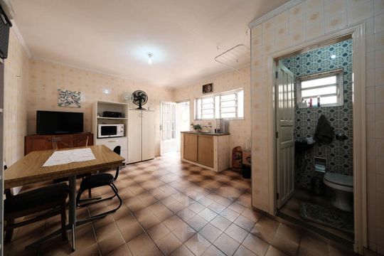Edícula de casa à venda com 2 quartos, 127m² em Vila Salete, São Paulo
