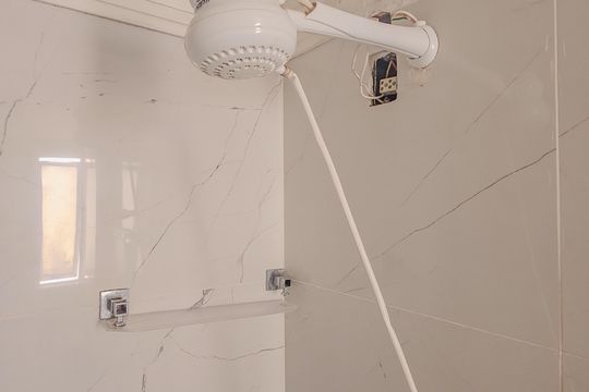 Banheiro de apartamento para alugar com 1 quarto, 63m² em Campo Grande, Salvador