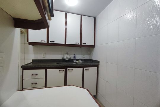 Cozinha de casa de condomínio à venda com 4 quartos, 165m² em Recreio dos Bandeirantes, Rio de Janeiro