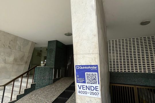 Placa de apartamento à venda com 3 quartos, 120m² em Copacabana, Rio de Janeiro