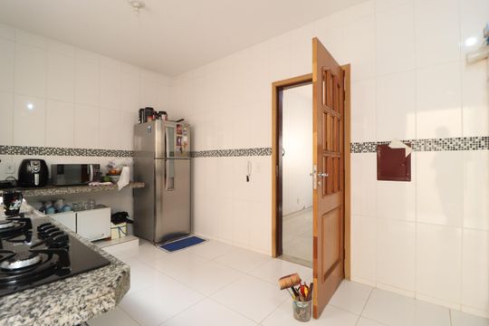 Cozinha de casa para alugar com 3 quartos, 180m² em Jardim Patricia, Uberlândia