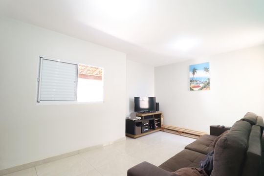 Casa para alugar com 3 quartos, 180m² em Jardim Patricia, Uberlândia