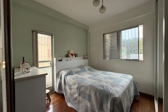 Apartamento à venda com 3 quartos, 82m² em Santa Tereza, Belo Horizonte