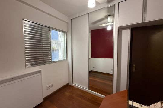 Apartamento à venda com 3 quartos, 82m² em Santa Tereza, Belo Horizonte