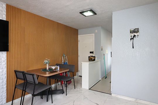 Apartamento à venda com 2 quartos, 41m² em Sarandi, Porto Alegre