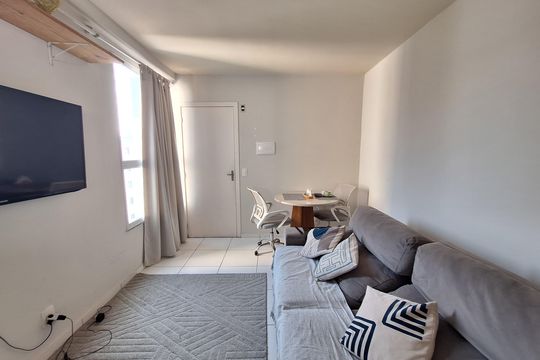 Sala de apartamento para alugar com 2 quartos, 48m² em Jardim Gramacho, Duque de Caxias