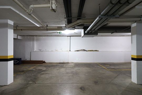 Área comum - Garagem de apartamento à venda com 1 quarto, 40m² em Passo D’areia, Porto Alegre