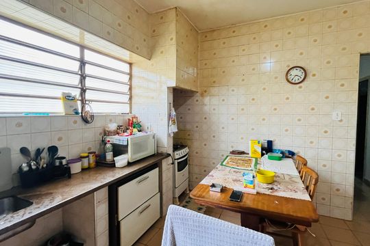 Casa à venda com 3 quartos, 190m² em Jardim Nossa Senhora Auxiliadora, Campinas