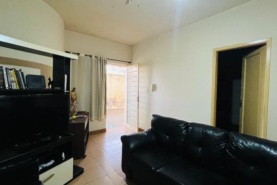 Casa à venda com 3 quartos, 190m² em Jardim Nossa Senhora Auxiliadora, Campinas