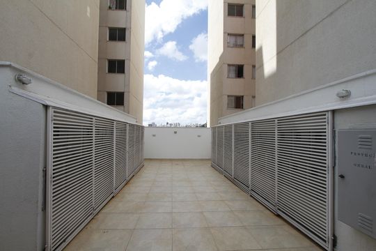 Entrada de apartamento à venda com 2 quartos, 55m² em Jardim America, Belo Horizonte