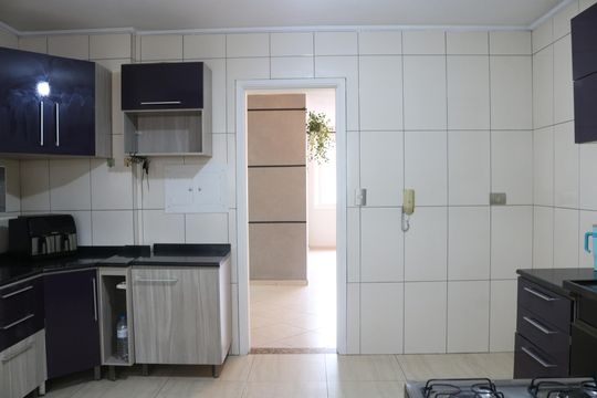 Cozinha de apartamento à venda com 2 quartos, 87m² em Vila Anglo Brasileira, São Paulo