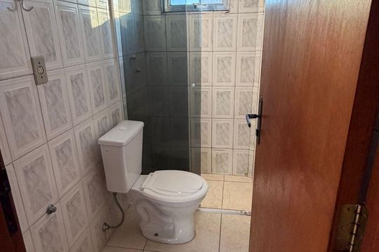 Banheiro de apartamento para alugar com 2 quartos, 52m² em Itaquera, São Paulo