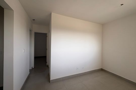 Sala de apartamento à venda com 2 quartos, 38m² em Vila dos Remedios, São Paulo