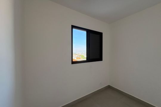 Quarto 1 de apartamento à venda com 2 quartos, 38m² em Vila dos Remedios, São Paulo