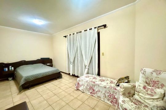 Quarto Suíte de casa à venda com 4 quartos, 230m² em Jardim Munhoz, Guarulhos