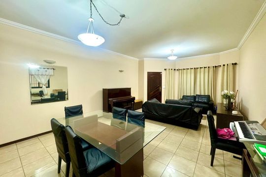 Casa à venda com 4 quartos, 230m² em Jardim Munhoz, Guarulhos