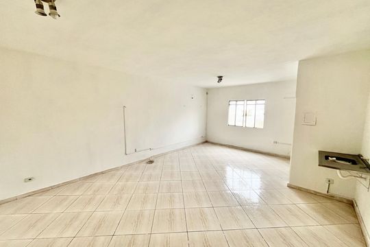Sala/Quarto/Cozinha de kitnet/studio para alugar com 1 quarto, 40m² em Água Fria, São Paulo