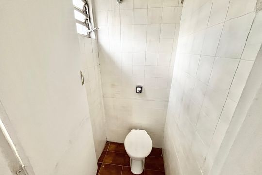 Banheiro de kitnet/studio para alugar com 1 quarto, 40m² em Água Fria, São Paulo