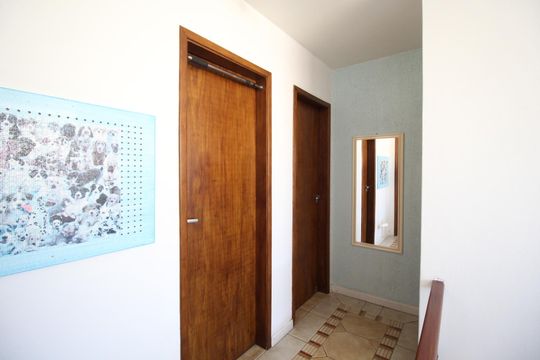 Corredor de casa à venda com 4 quartos, 270m² em Bom Jesus, Porto Alegre