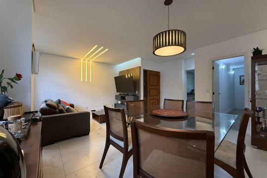 Apartamento à venda com 3 quartos, 137m² em Santo Agostinho, Belo Horizonte