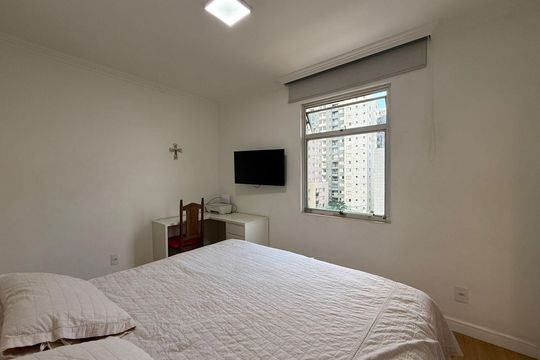 Apartamento à venda com 3 quartos, 137m² em Santo Agostinho, Belo Horizonte