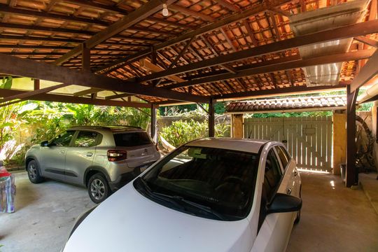 Garagem de casa à venda com 5 quartos, 300m² em Vila Progresso, Niterói