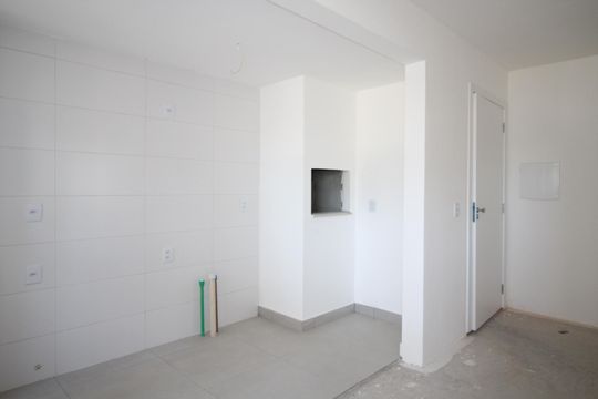 Cozinha de apartamento para alugar com 2 quartos, 49m² em Jardim Sabará, Porto Alegre