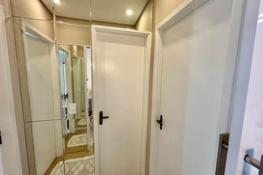 Corredor de apartamento à venda com 2 quartos, 56m² em Jardim Brasilia, São Paulo