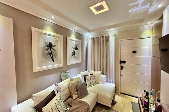 Apartamento à venda com 2 quartos, 56m² em Jardim Brasilia, São Paulo