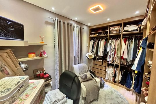 Closet de apartamento à venda com 2 quartos, 56m² em Jardim Brasilia, São Paulo
