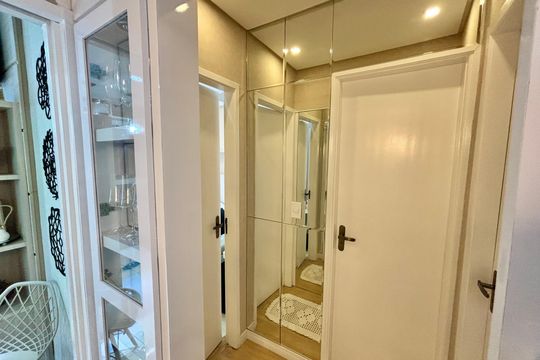 Corredor de apartamento à venda com 2 quartos, 56m² em Jardim Brasilia, São Paulo