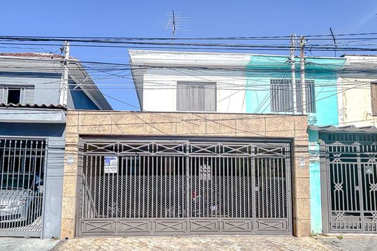 Fachada com Plaquinha de casa à venda com 4 quartos, 217m² em Maranhão, São Paulo
