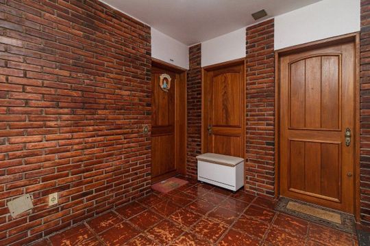 Apartamento à venda com 2 quartos, 80m² em Medianeira, Porto Alegre