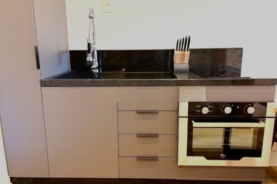 Cozinha de apartamento para alugar com 1 quarto, 29m² em Boa Vista, Porto Alegre
