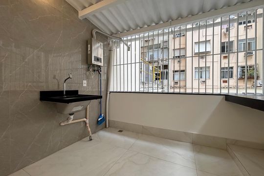 Área de serviço de apartamento à venda com 4 quartos, 135m² em Copacabana, Rio de Janeiro
