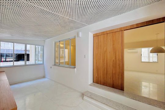 Sala de apartamento à venda com 4 quartos, 135m² em Copacabana, Rio de Janeiro