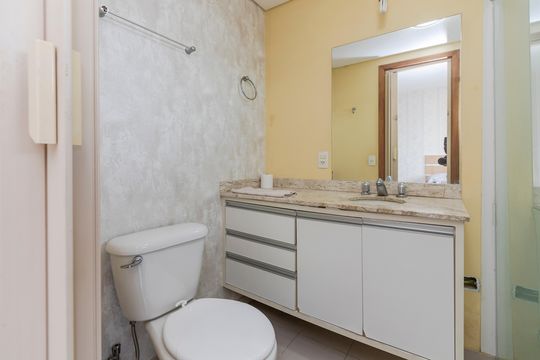 Banheiro de kitnet/studio à venda com 1 quarto, 29m² em Brooklin Novo, São Paulo