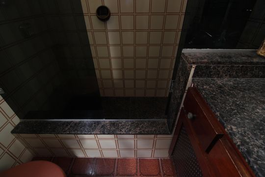 Banheiro da suíte 1 de casa à venda com 4 quartos, 450m² em Freguesia (jacarepaguá), Rio de Janeiro