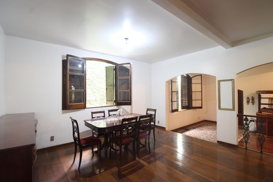 Casa à venda com 4 quartos, 450m² em Freguesia (jacarepaguá), Rio de Janeiro