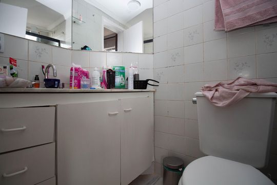 Banheiro da Suíte de apartamento para alugar com 3 quartos, 99m² em Aos 4, Brasília