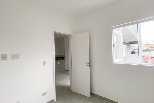 Quarto 1 de apartamento para alugar com 2 quartos, 42m² em Vila Sao Francisco, São Paulo