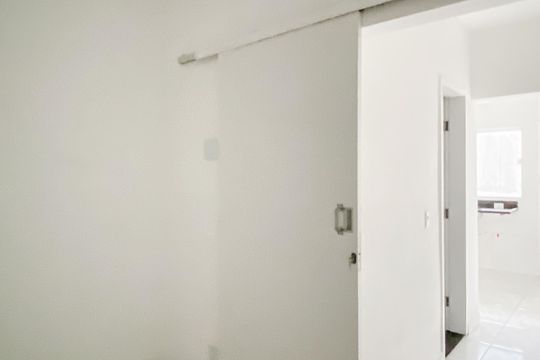 Quarto 2 de apartamento para alugar com 2 quartos, 40m² em Vila Sao Francisco, São Paulo