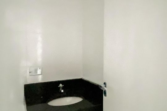 Banheiro de apartamento para alugar com 2 quartos, 40m² em Vila Sao Francisco, São Paulo