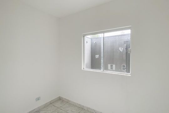 Quarto 1 de apartamento para alugar com 2 quartos, 40m² em Vila Sao Francisco, São Paulo