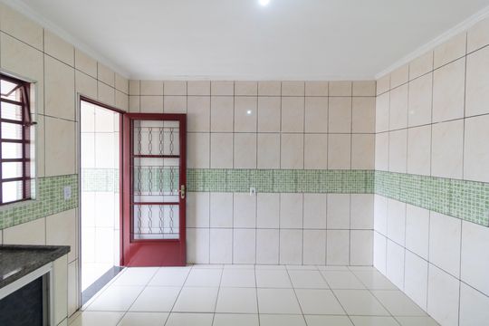 Cozinha de casa para alugar com 3 quartos, 120m² em Jardim Ipaussurama, Campinas