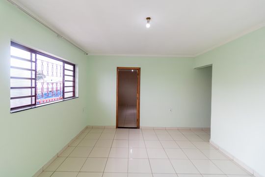 Salas de casa para alugar com 3 quartos, 120m² em Jardim Ipaussurama, Campinas